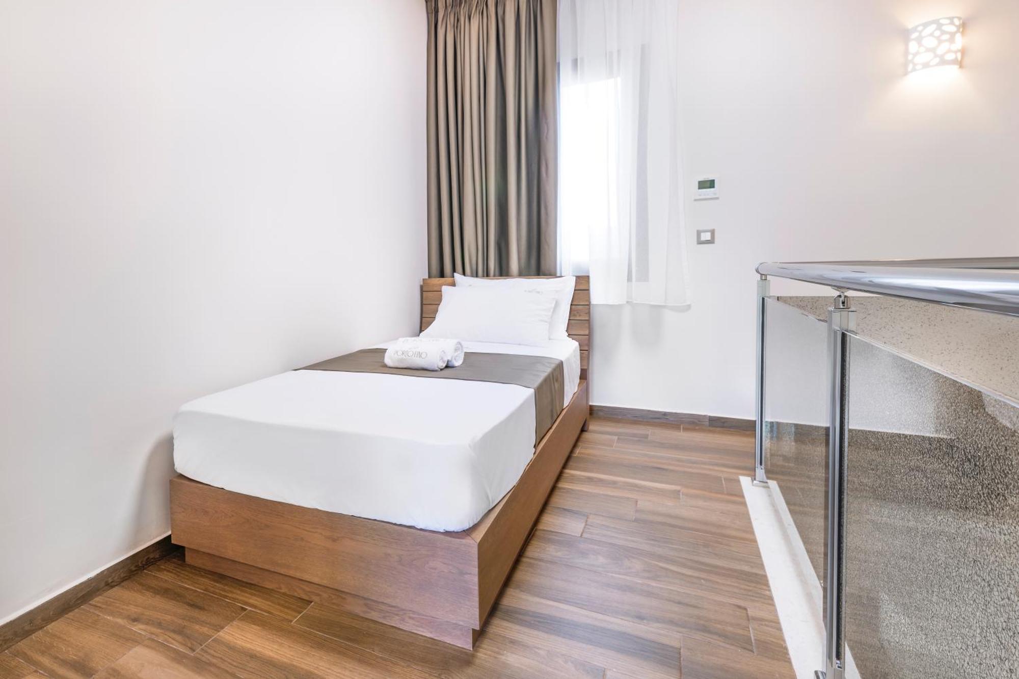 Porto Fino Apartment Asproválta Ngoại thất bức ảnh