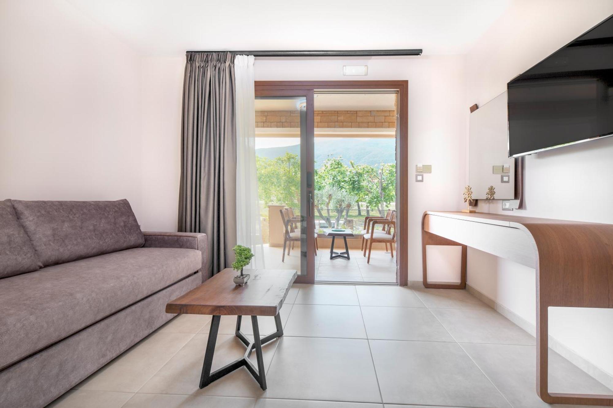 Porto Fino Apartment Asproválta Ngoại thất bức ảnh
