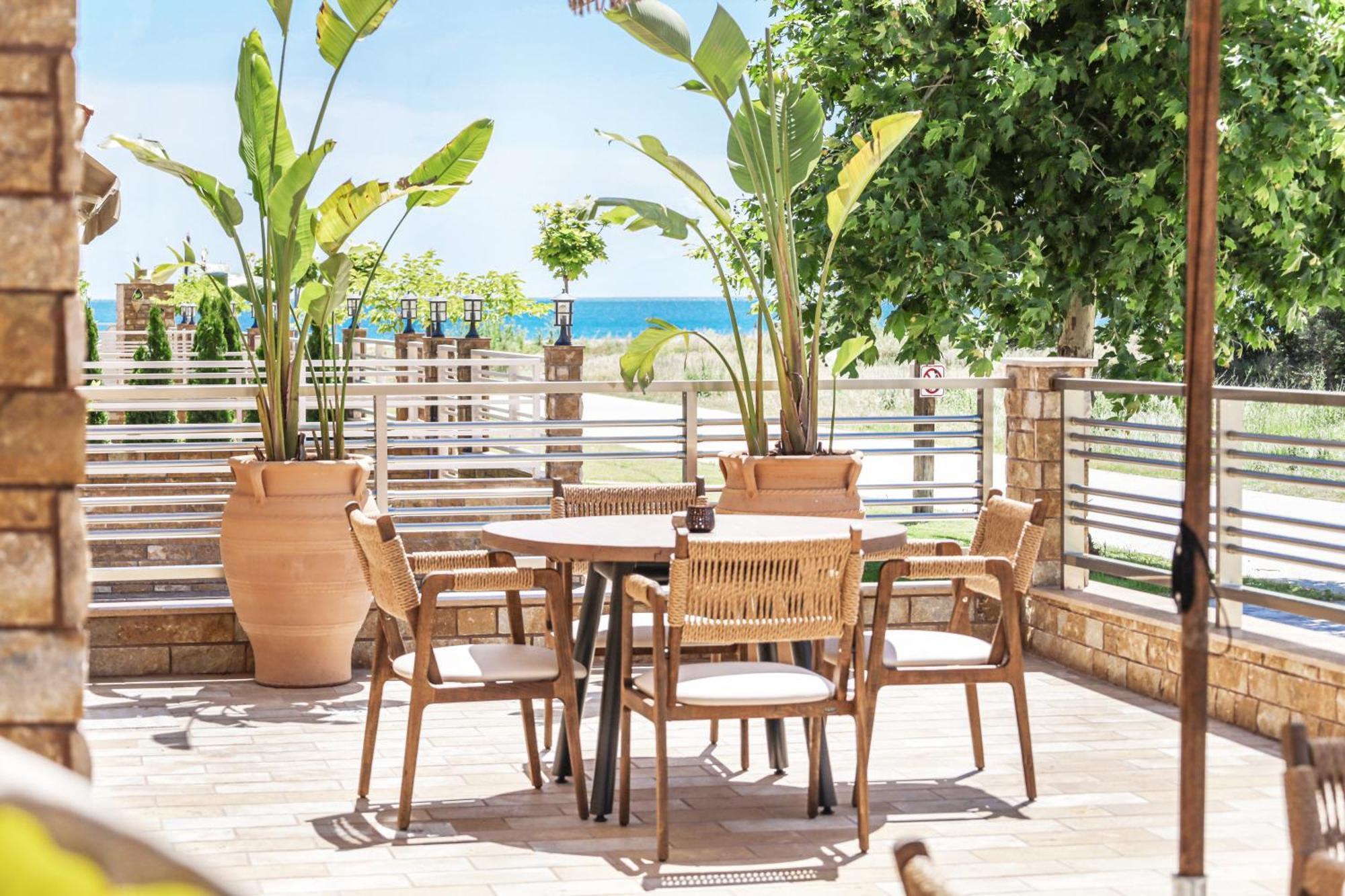 Porto Fino Apartment Asproválta Ngoại thất bức ảnh