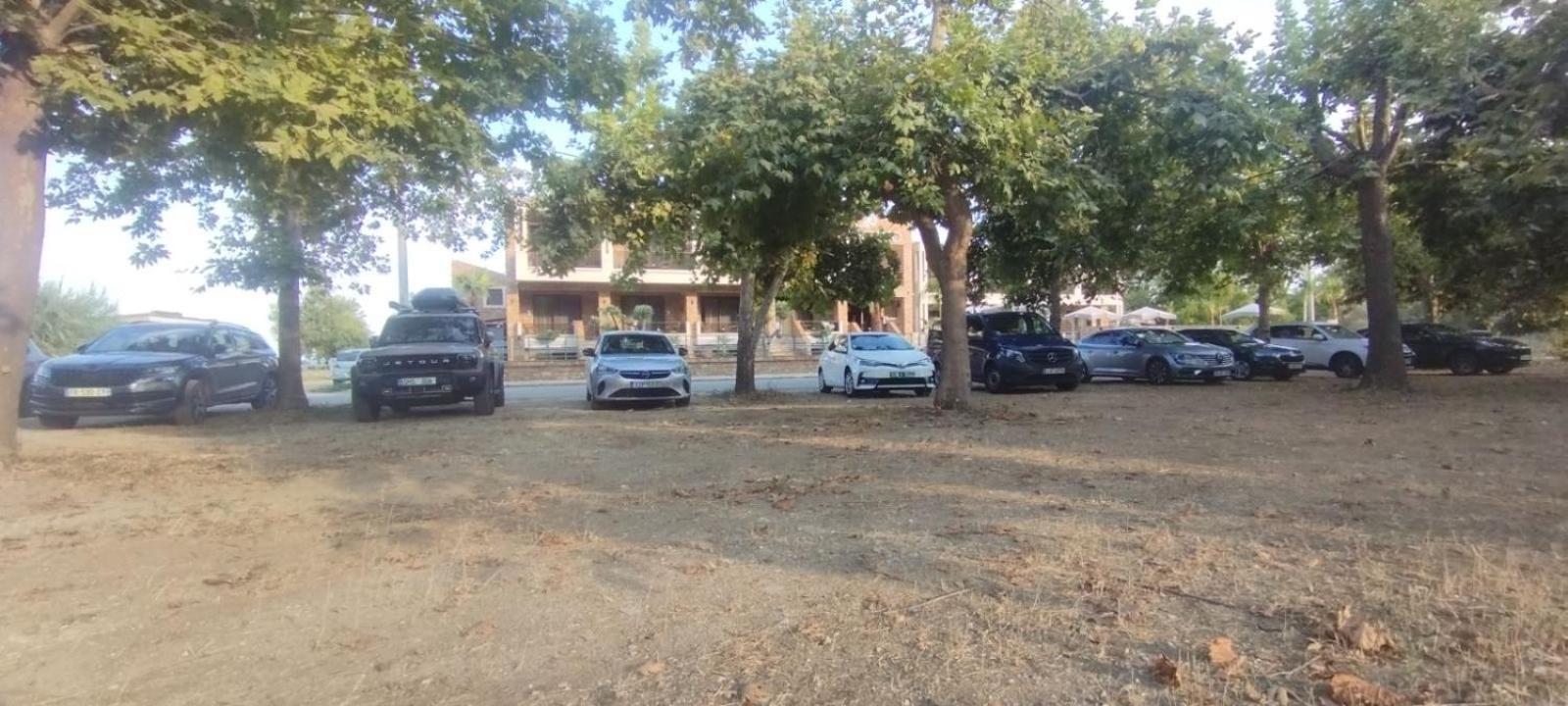 Porto Fino Apartment Asproválta Ngoại thất bức ảnh